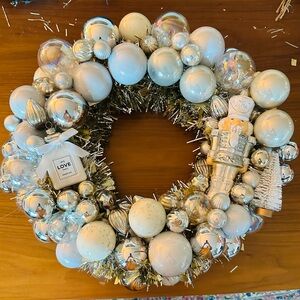 Elegant Silver and White Holiday Wreath